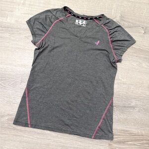 •NEW BALANCE• TEE